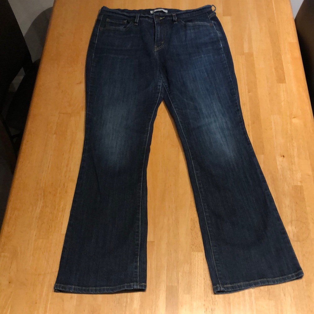 ♥️👖2/$8 - Levi’s 515 Bootcut Jeans w/ Button Pockets, 12